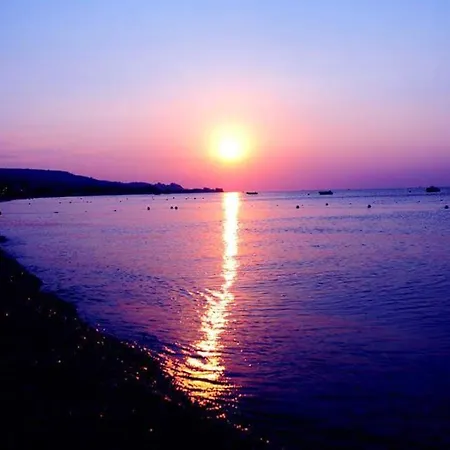 Apartment With 3 Bedrooms In With Balcony 700 M From The Beach *