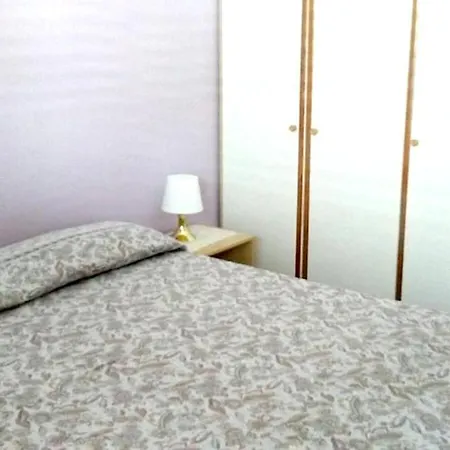 Apartment With 3 Bedrooms In With Balcony 700 M From The Beach *